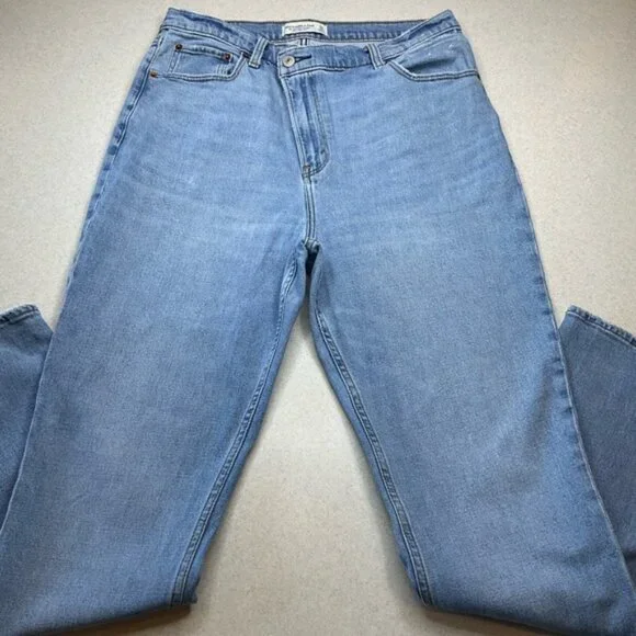 A&F 90’s Slim Straight Jean 31 Regular Criss Cross Asymmetric Medium Wash - Picture 4 of 9